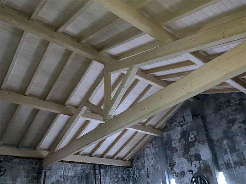 You are currently viewing Ristrutturazione tetto in legno